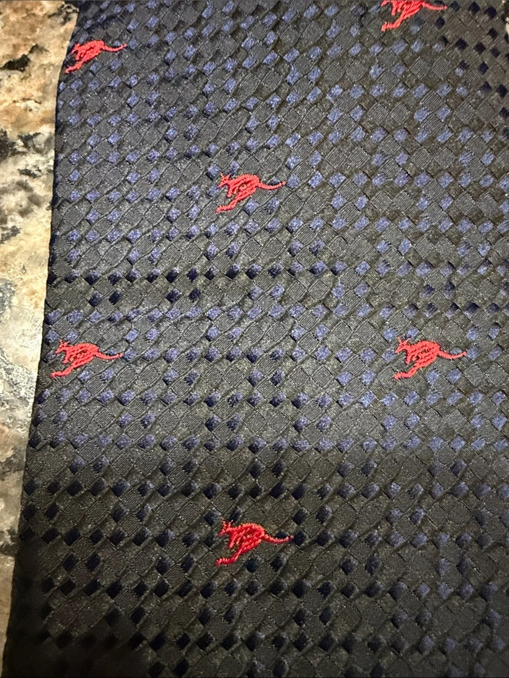 The Australian Tie Co Australian Kangaroo Navy Blue Tie & Souvenir Pin Vintage